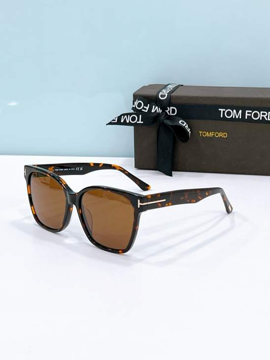 Picture of Tom Ford Sunglasses _SKUfw79566665fw
